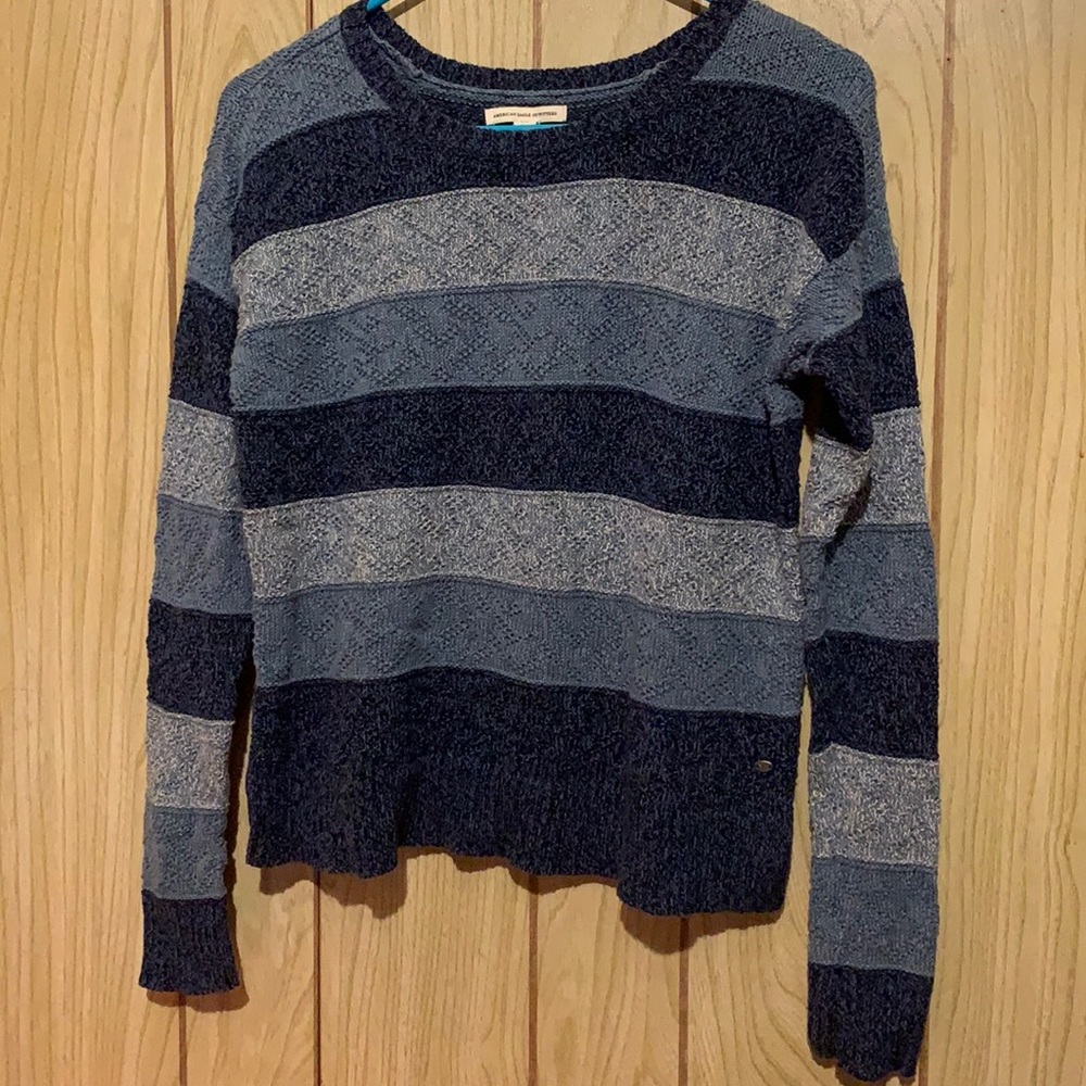American Eagle Blue Knit Sweater
